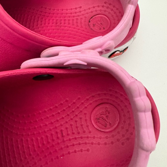 Crocs Children Size 9 PinkHello Kitty Crocs Slip on Clogs Fast Shipping - Picture 7 of 13